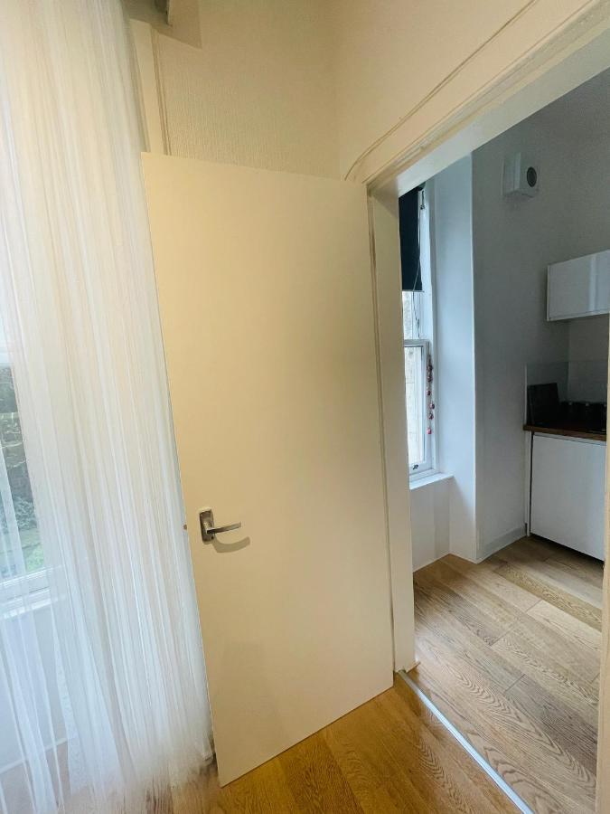 Ground Floor 1 Bedroom Flat In The City Centre 에든버러 외부 사진